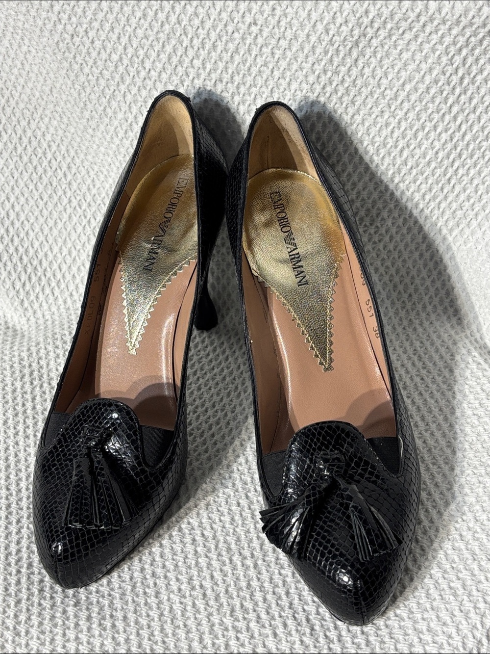 Emporio Armani Sz 38 Croc Embossed Funky Heel Pointed Toe Tassel Pumps